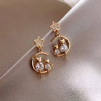 Boucles d'Oreilles Lune Chat Dorées - La boutique du Maine Coon
